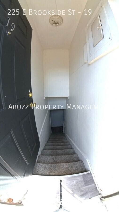 225 E Brookside St in Colorado Springs, CO - Building Photo - Building Photo