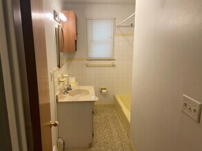 730 Lonely Cottage Rd in Upper Black Eddy, PA - Building Photo - Building Photo