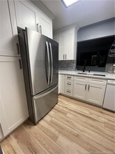 4160 NE Breakwater Dr in Jensen Beach, FL - Building Photo - Building Photo