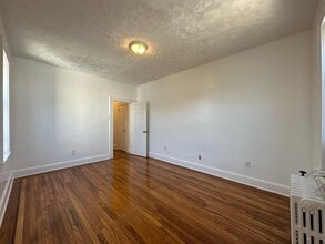 24 Rock St in Jersey City, NJ - Building Photo - Building Photo