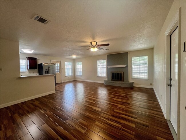 10670 Norton Dr