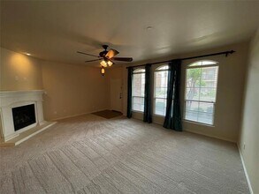 4240 Comanche Dr in Carrollton, TX - Building Photo - Building Photo