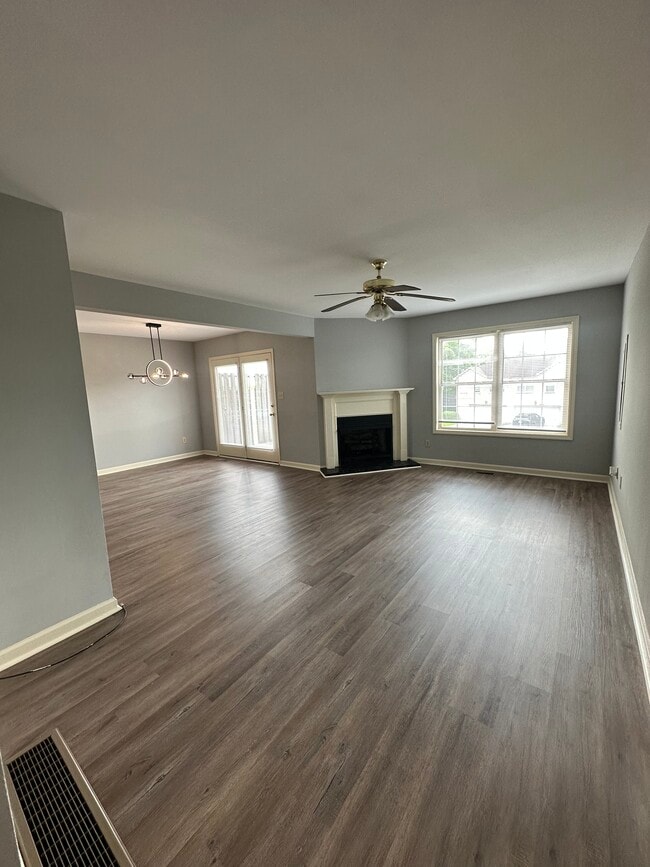 531 Big Bear Ln in Lexington, KY - Building Photo - Building Photo