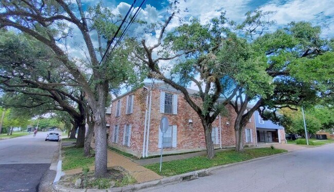 property at 3611 Stanford St