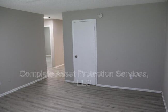 5475 Aspen Ave in Portage, IN - Building Photo - Building Photo