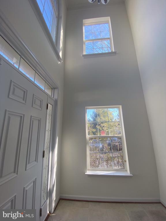13400 Fountain Club Dr in Germantown, MD - Building Photo - Building Photo