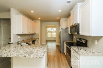 404 Ireland Ln in Dallas, GA - Building Photo - Building Photo