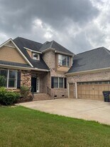 217 Asheton Lakes Way in Simpsonville, SC - Building Photo