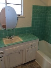 2904 Fordham St in Bakersfield, CA - Building Photo - Building Photo