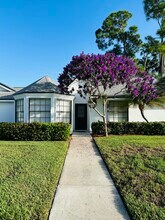 13571 Jonquil Pl in Wellington, FL - Building Photo - Building Photo