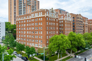 Casa Loma Apartments