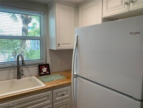 1724 Pine Valley Dr in Ft. Myers, FL - Building Photo - Building Photo