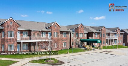 N16W22350 Watertown Rd in Waukesha, WI - Building Photo - Building Photo