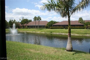 15472 Admiralty Cir in North Fort Myers, FL - Building Photo