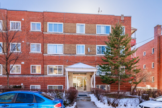 4740 Saint-Kévin Av