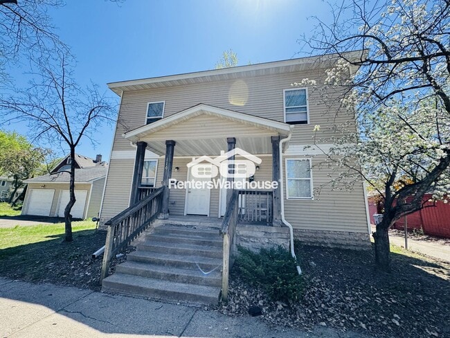 1109 17th Ave N in Minneapolis, MN - Foto de edificio - Building Photo