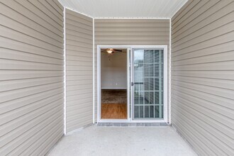 500 Caldwell Loop in Jacksonville, NC - Foto de edificio - Building Photo