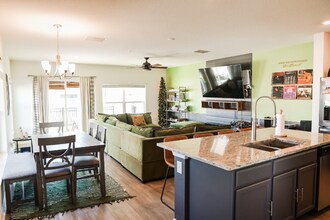 2265 Carrabelle Wy in Sanford, FL - Building Photo - Building Photo