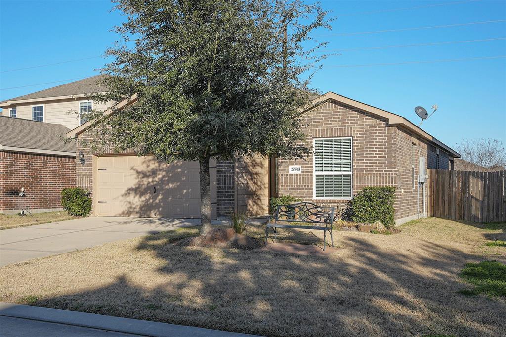 20918 Echo Manor Dr in Hockley, TX - Building Photo