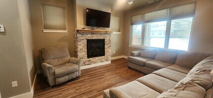 2633 Park Creek Ave in Bozeman, MT - Building Photo - Building Photo