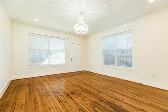 2516 Avenue K in Galveston, TX - Foto de edificio - Building Photo