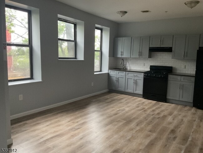 property at 41 Victoria Ave