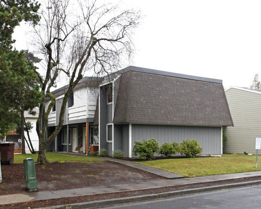 3375 SW 125th Ave in Beaverton, OR - Building Photo