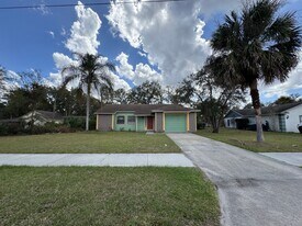 2815 Fayson Cir in Deltona, FL - Building Photo