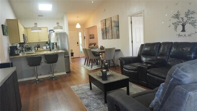 17109 Cypresswood Way in Clermont, FL - Building Photo - Building Photo