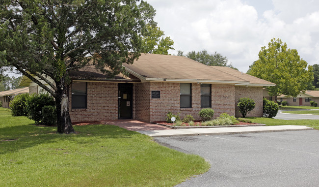 Gateway Villas in Lake City, FL - Foto de edificio - Building Photo