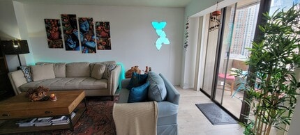1326 Spruce St, Unit 1603 in Philadelphia, PA - Building Photo - Building Photo