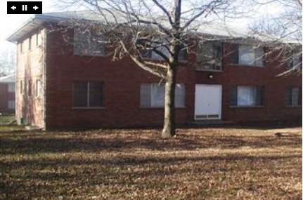 8432 Atherton Dr in St. Louis, MO - Building Photo