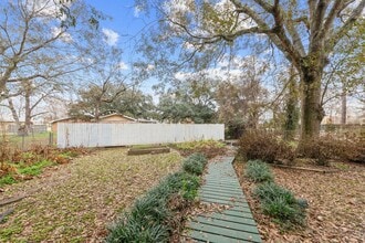 137 Amber St in Lafayette, LA - Building Photo - Building Photo