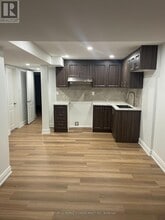 3532 Southwick St in Mississauga, ON - Building Photo - Building Photo