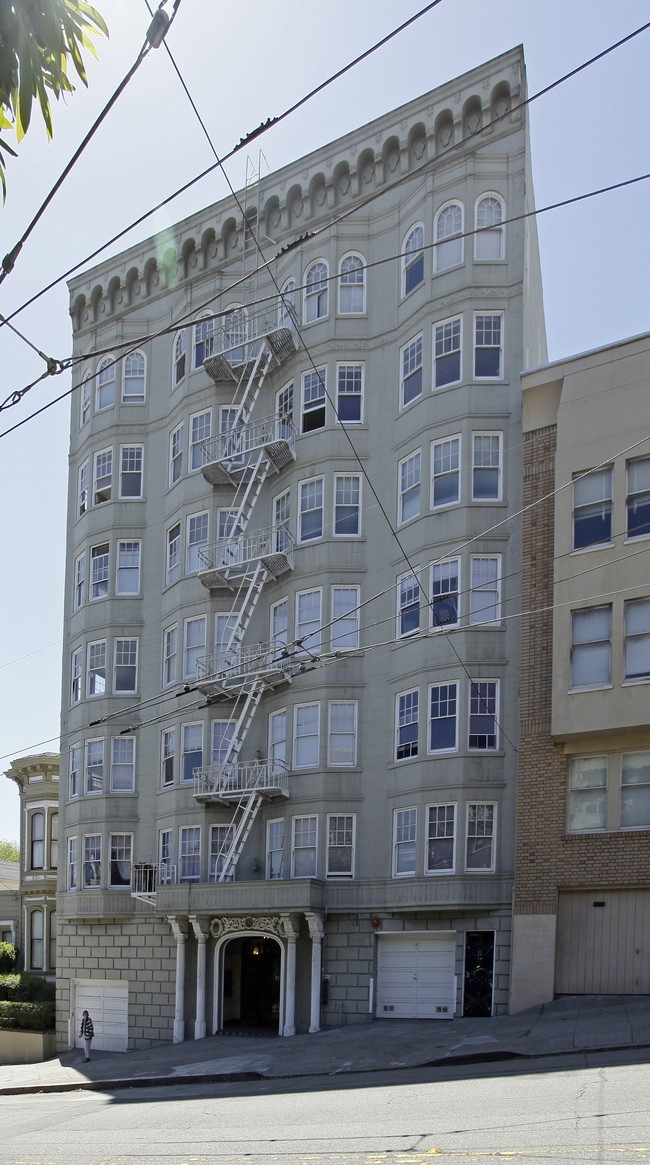 2233 Divisadero St in San Francisco, CA - Building Photo - Building Photo