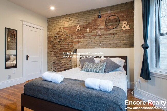 58 Queensberry St in Boston, MA - Building Photo - Building Photo