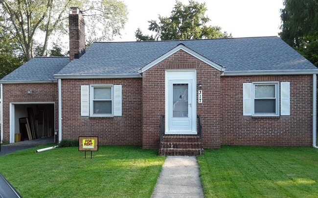property at 317 Webster St