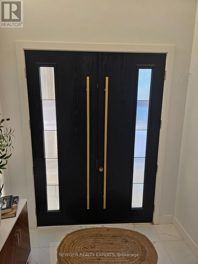 1886 Trailsway Dr in London, ON - Building Photo - Building Photo