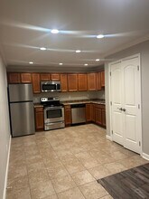 1611 S Main St in Hopkinsville, KY - Building Photo - Building Photo