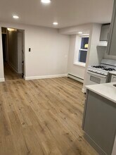 105 W Milton Ave, Unit 105 in Rahway, NJ - Building Photo - Building Photo