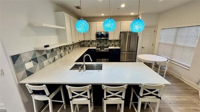 6826 Sorrento St in Orlando, FL - Building Photo - Building Photo