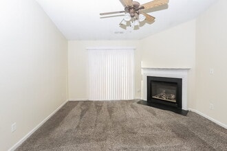 1056 Meadowbrook Ln SW in Concord, NC - Building Photo - Building Photo