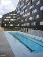 142 Dorchester St in Boston, MA - Building Photo - Building Photo