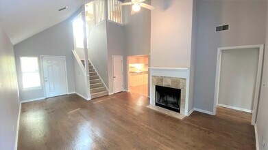 3216 Castle Ct in Tallahassee, FL - Building Photo - Building Photo