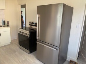 838 NW 54th St, Unit 838 NW 54th in Seattle, WA - Building Photo - Building Photo