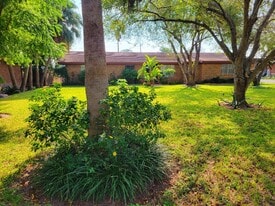 43A N Coria St in Brownsville, TX - Building Photo