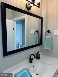 2549 Shields St photo'
