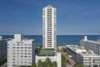 La Tour in Miami Beach, FL - Building Photo - Building Photo