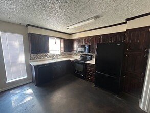 1402 S 12th St in Waco, TX - Building Photo - Building Photo