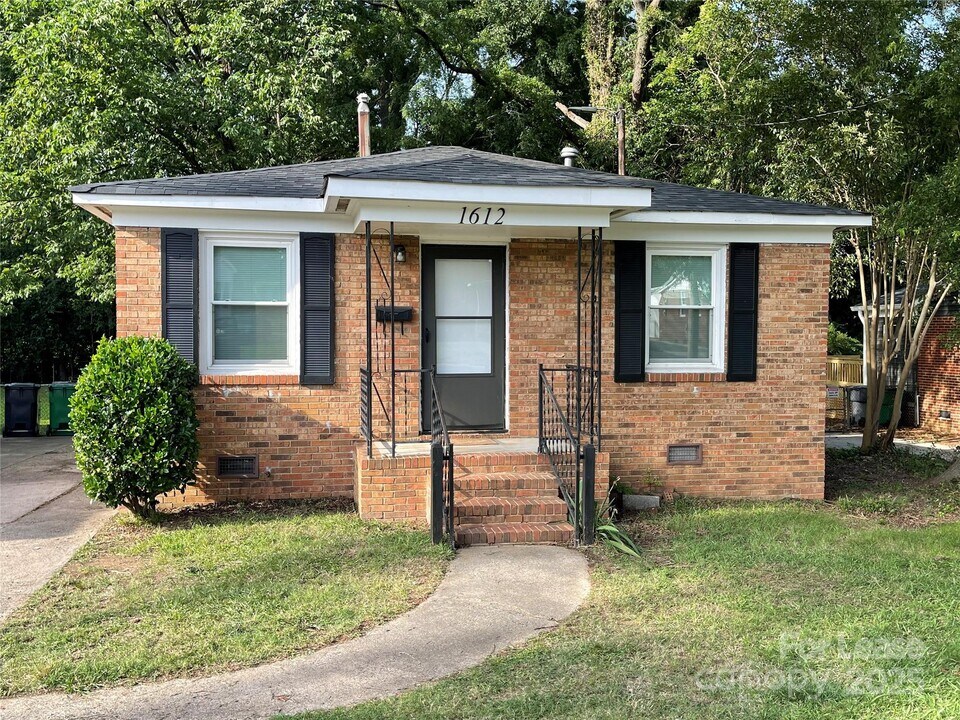 1612 Russell Ave in Charlotte, NC - Building Photo